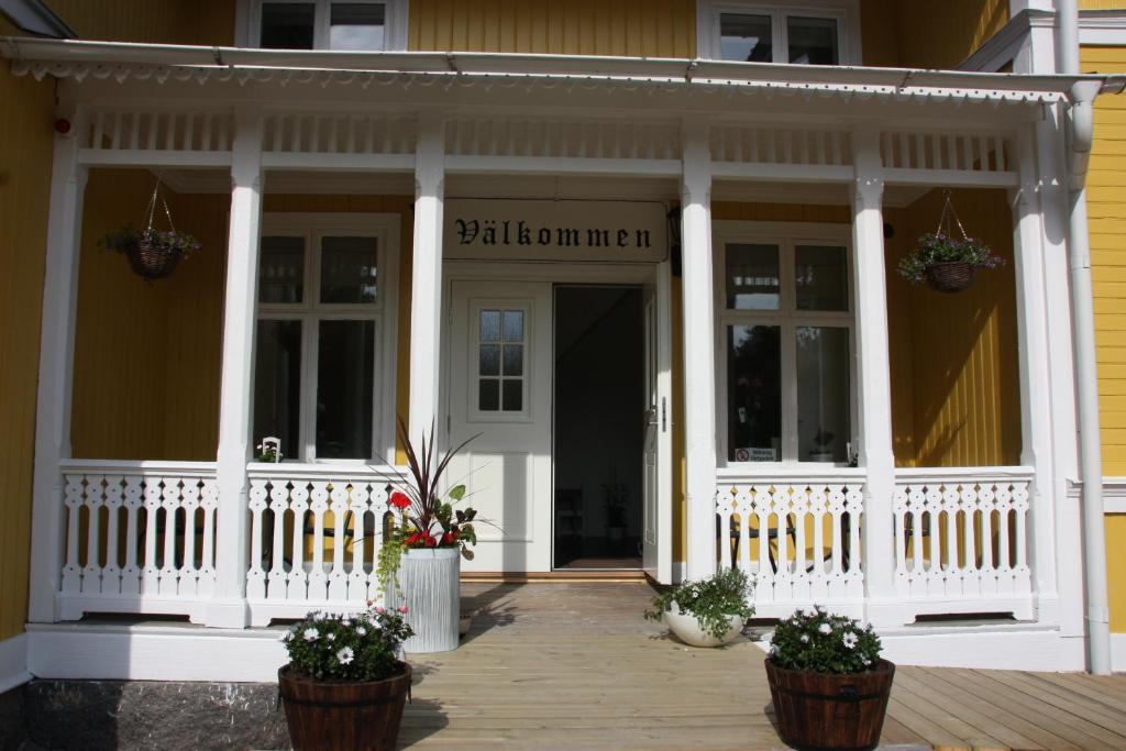 Hedenstugan B&B Hotel Bergby Extérieur photo