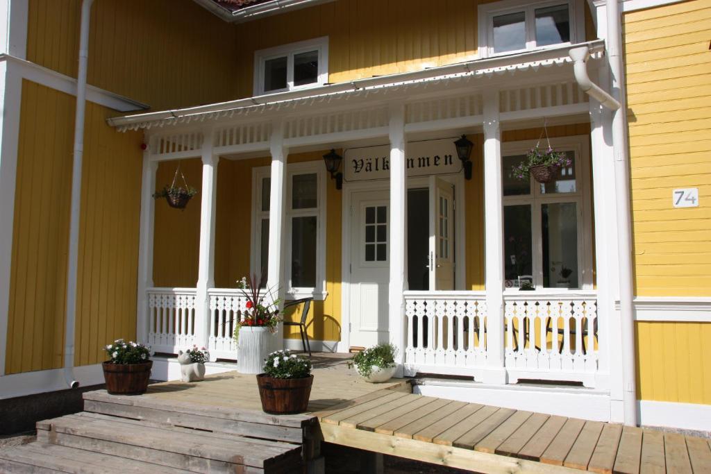 Hedenstugan B&B Hotel Bergby Extérieur photo