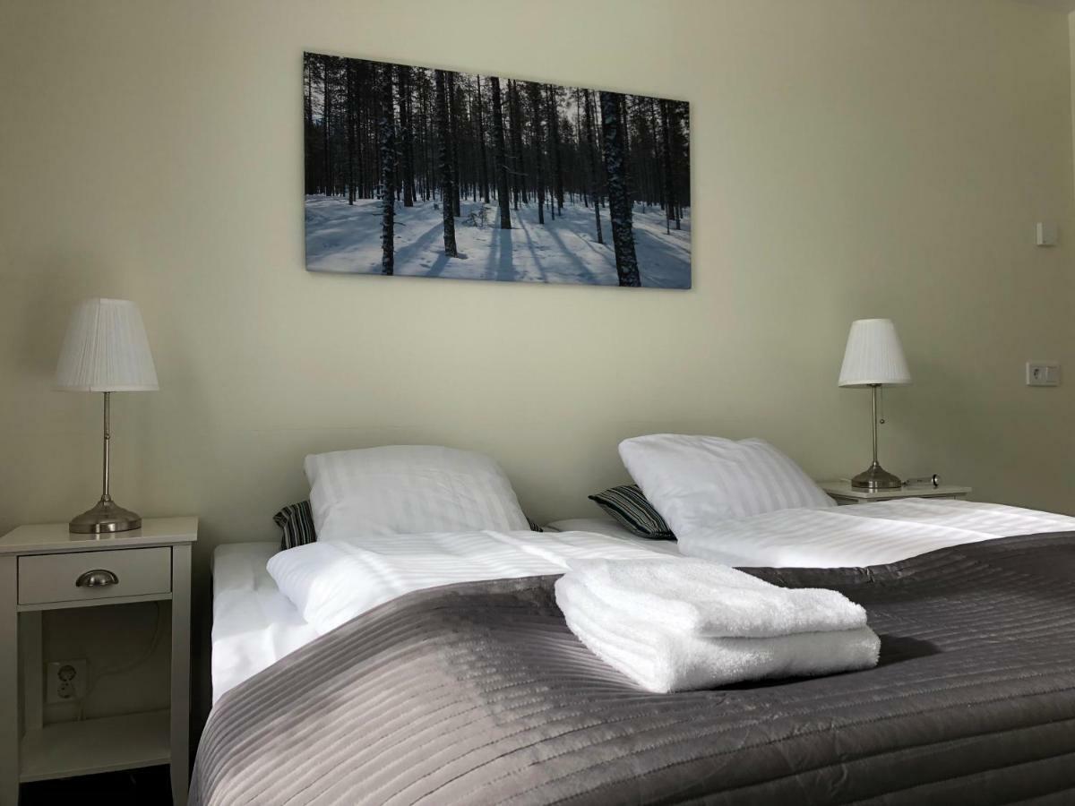 Hedenstugan B&B Hotel Bergby Extérieur photo