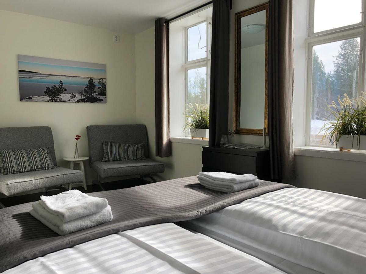 Hedenstugan B&B Hotel Bergby Extérieur photo